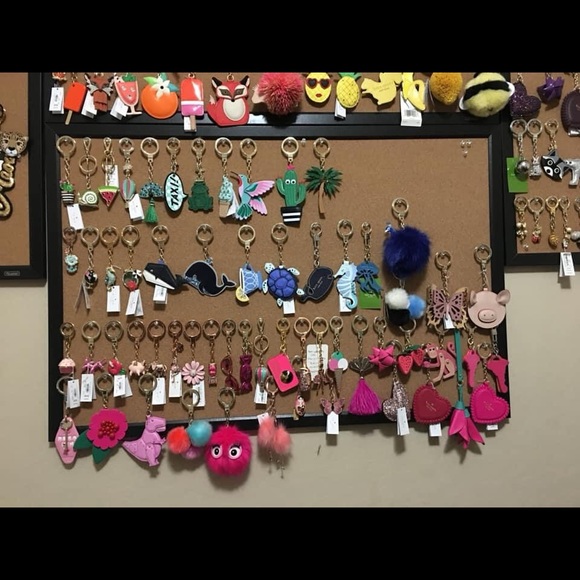 Kate Spade Keychain Collection. - Picture 3 of 9